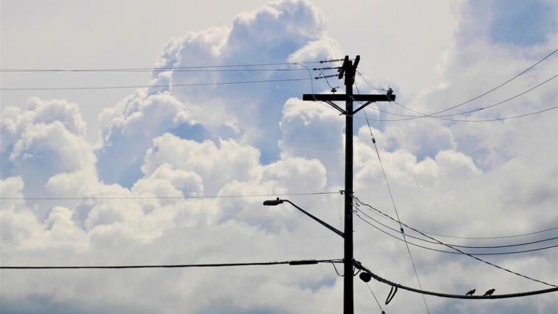 Energia distribuída cresce 2,5% no 4º trimestre