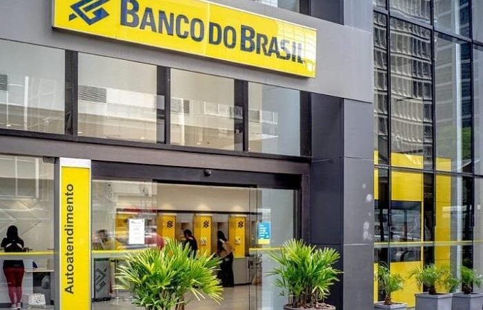 Agencias bancarias fecham na segunda e terca-feira