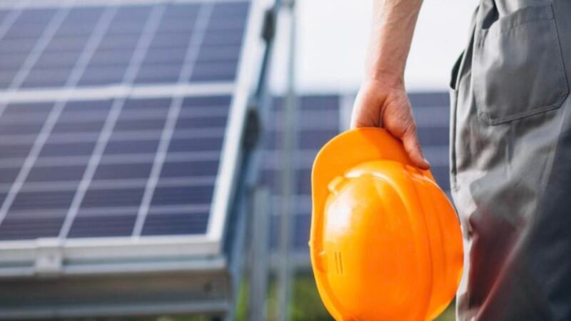 Busca por serviços de energia solar dispara mais de 60% no Rio, aponta GetNinjas