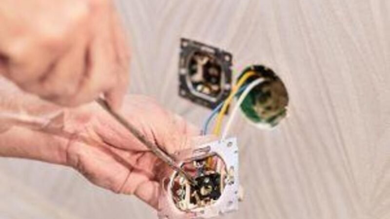 Com salto de 23% de incêndios em instalações elétricas, especialistas alertam riscos na ampliação de carga sem adequar quadros elétricos