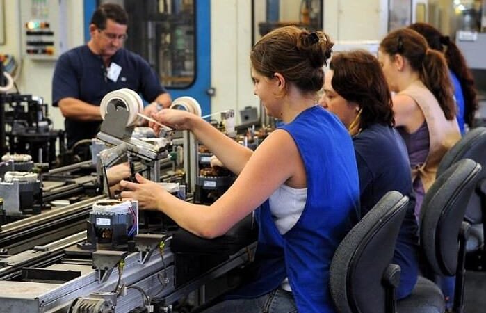 Comercio Livre e Justo Desafia a Indústria Brasileira