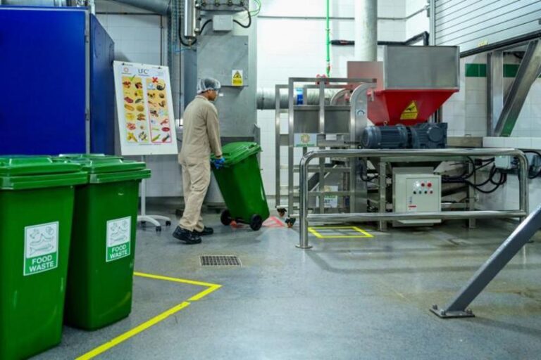 Emirates Flight Catering inaugura biodigestor de grande escala para reduzir emissões de CO₂ em 2.000 toneladas por ano