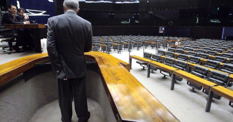Feriados Nacionais de 2026 em Dias de Semana