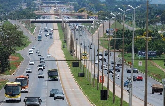 Motos Impulsionam Vendas de Veiculos no Distrito Federal