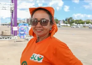 Muitos folioes e 29 toneladas de residuos