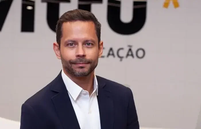 Nova Liderança para Grupo de Educação