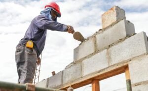 Programa oferece oportunidades para Microempreendedores Individuais em mais de quinhentas escolas