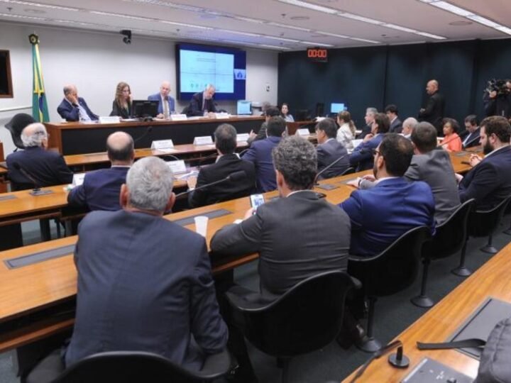 Biocombustíveis apontam caminho para substituir petróleo