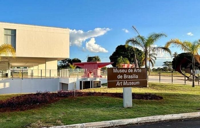 Atividades no MAB Oferecem Oficinas e Teatro Gratuitos