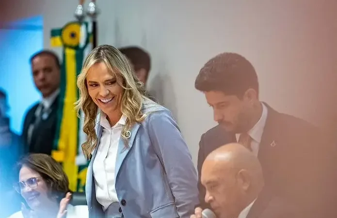 Celina assume e fala sobre nunca ter sido consultada sobre o BRB