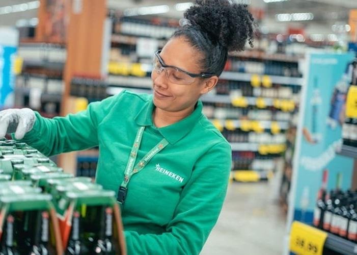 Cervejaria atinge marca de 300 milhoes de latas produzidas em apenas quatro meses Cervejaria atinge marca de 300 milhoes de latas produzidas em apenas quatro meses