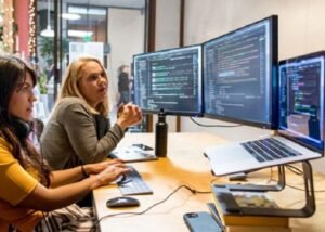 Conexao Mulher reunindo profissionais de Recursos Humanos