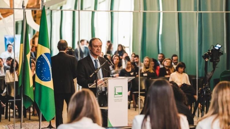 Cortes de geração de energia são a prioridade para 2026, diz APINE