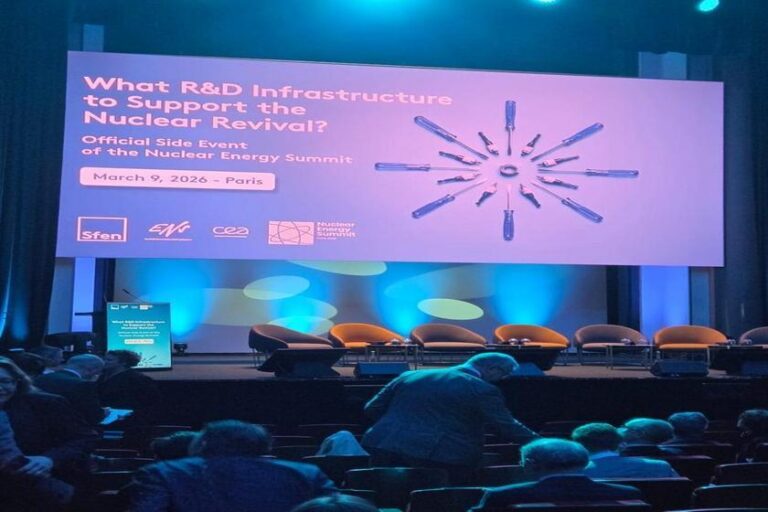Entidade brasileira participa da Cúpula de Energia Nuclear, em Paris