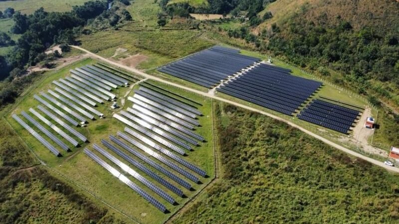 Genial Solar inaugura sua maior usina fotovoltaica do RJ com tecnologia tracker