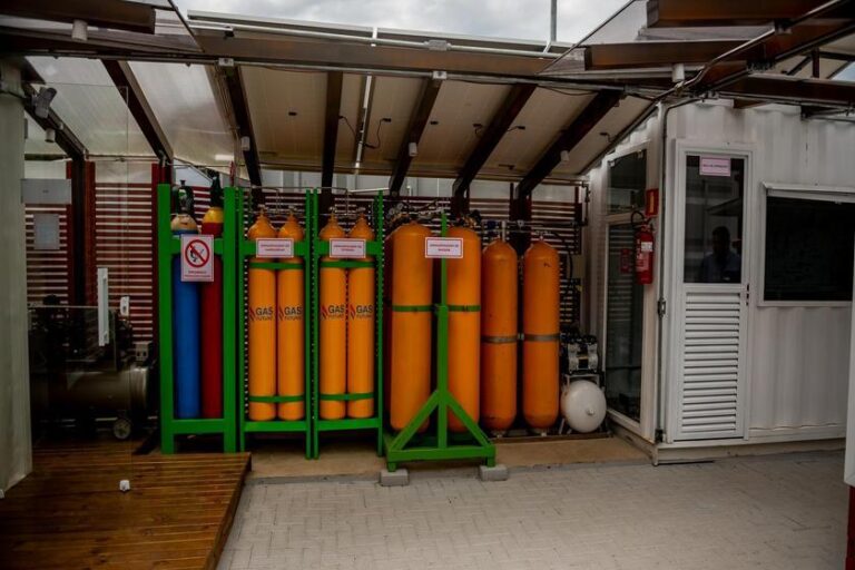 GoodWe doa inversores à UFPR para projeto pioneiro de hidrogênio verde a partir de resíduos orgânicos
