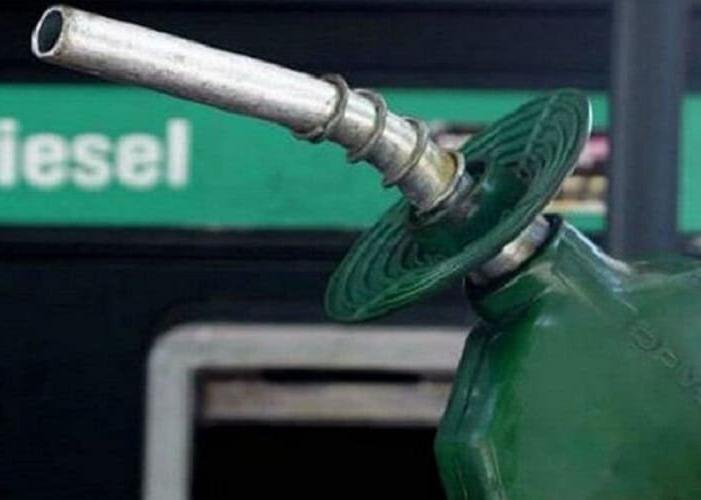 Governo anuncia corte no preco do diesel