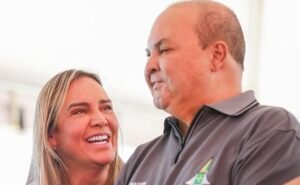 Ibaneis deixa o cargo com nove secretarios em sua esteira