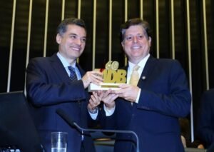 MDB Decide Liberar Diretórios para Formar Alianças em Eleições Estaduais