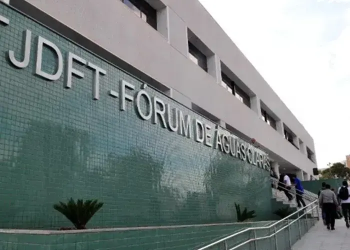 Medico condenado a 45 anos pela morte da mae Medico condenado a 45 anos pela morte da mae