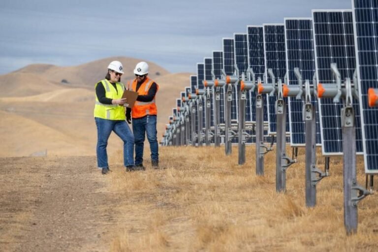 Nextpower leva ecossistema tecnológico e rastreador Low Carbon ao Energyear Chile 