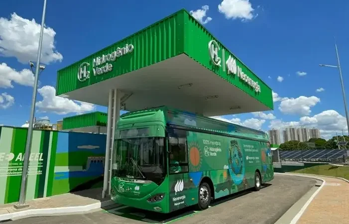 Onibus movido a hidrogenio verde fara roteiro turistico