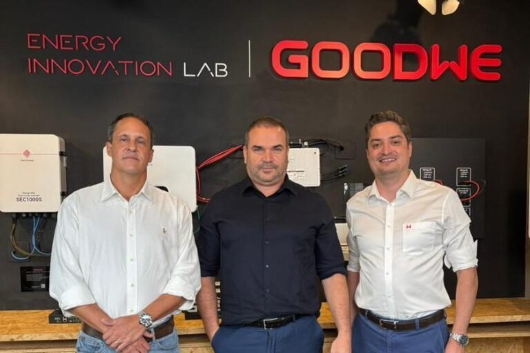 Parceria GoodWe e RB Solar celebra estratégica para acelerar a transformação energética no Brasil