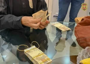 Policial aposentado suspeito de espionagem ilegal