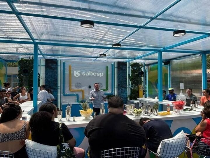 Sabesp abre bar de água pop-up no Parque Ibirapuera para comemorar Dia Mundial da Água Sabesp abre bar de água pop-up no Parque Ibirapuera para comemorar Dia Mundial da Água