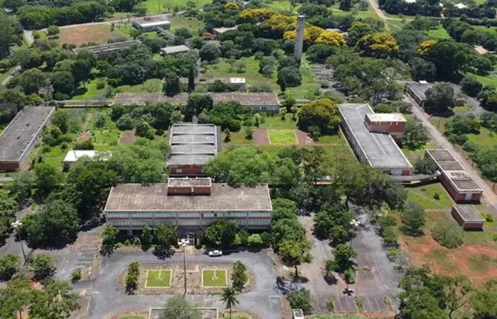 Venda de Terrenos Estatais Avaliados em Meio Bilhao