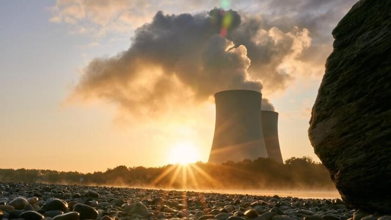 Brasil se compromete a triplicar energia nuclear até 2050