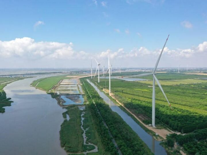 China lidera corrida por baterias de longa duração