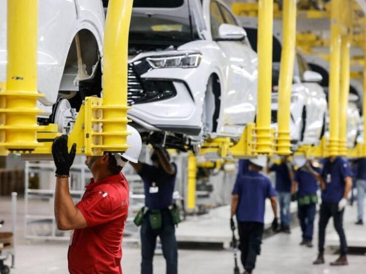 Desaceleração na China afeta lucros da BYD