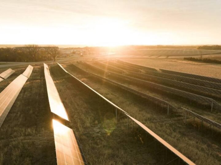 Espelhos no Espaço: Iluminação Controversa