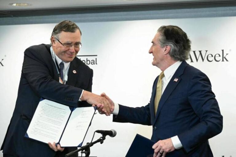 EUA e TotalEnergies cancelam projetos eólicos em troca de petróleo
