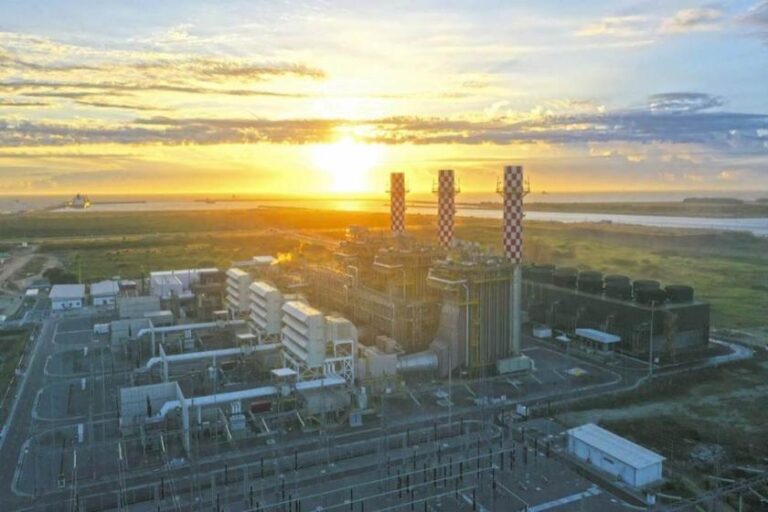 Leilão de energia evita apagão, mas aumenta conta de luz