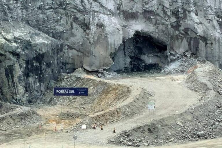 Mineradora constrói mina subterrânea na Bahia