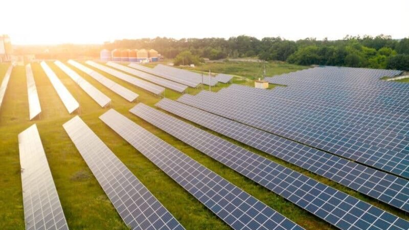 Pós-venda: o segredo para blindar seu investimento em usinas solares