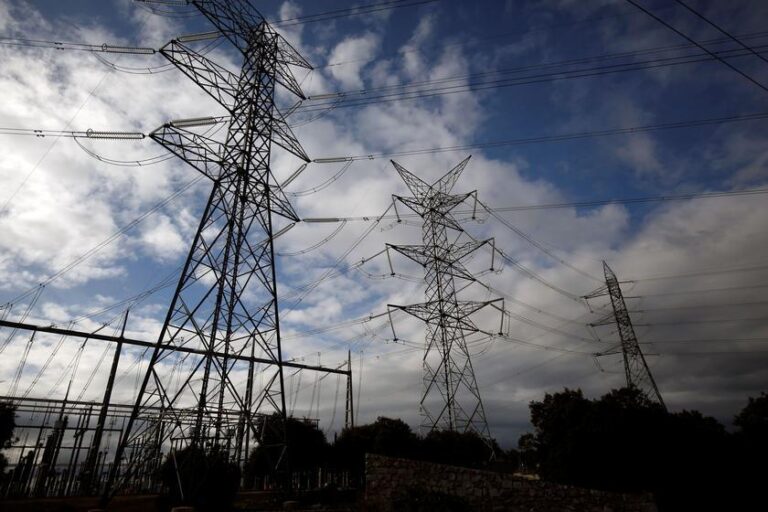 R$ 22 bilhões em investimentos em leilão de transmissão de energia