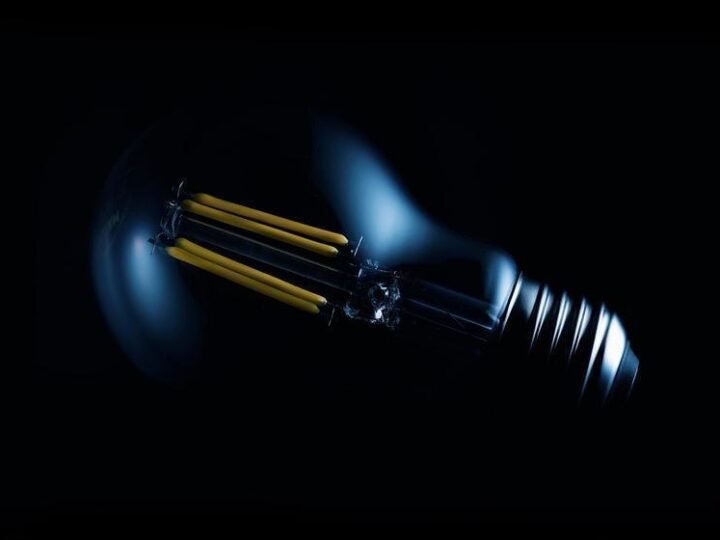 ABB Quebra Recordes Globais e Projeta Expansão Acelerada em 2026