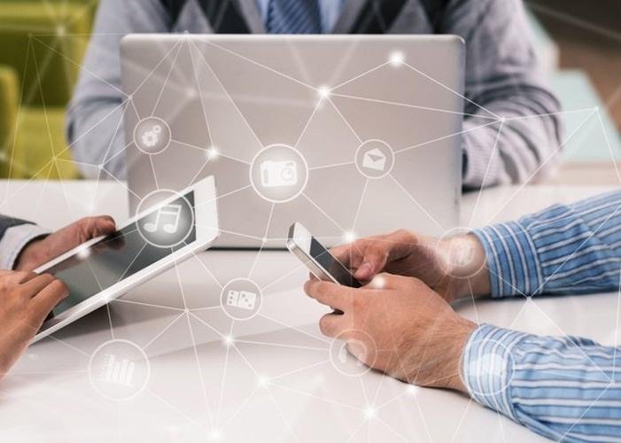 Crescimento explosivo nos investimentos digitais de publicidade