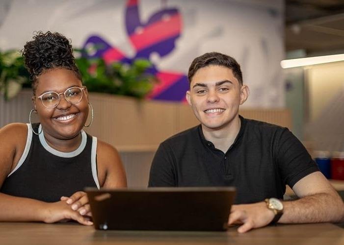 Empregos de Verão em Alumínio: 139 Oportunidades para Desenvolver sua Carreira