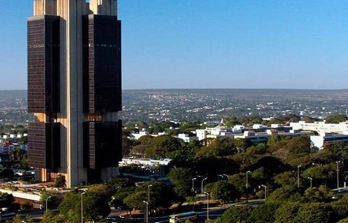 Mercado financeiro impulsiona previsão de inflação a novo patamar