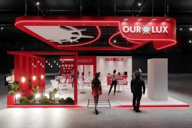 Ourolux apresenta soluções plug and play em iluminação solar e acelera avanço em armazenamento de energia na FEICON 2026