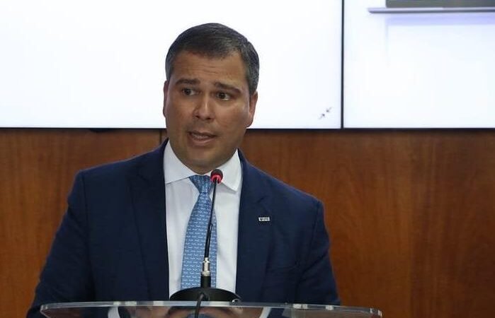 Paulo Henrique recebe proposta milionária de 140 milhões de reais