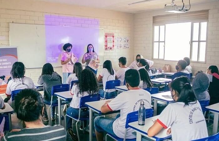 Provas para professores se tornam avaliacoes permanentes