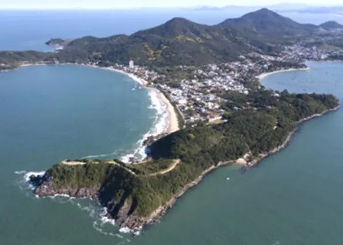 Turismo interno dispara graças ao aumento de voos domésticos Turismo interno dispara graças ao aumento de voos domésticos