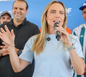 "Unidos Contra o PT: A Busca por uma Nova Liderança"