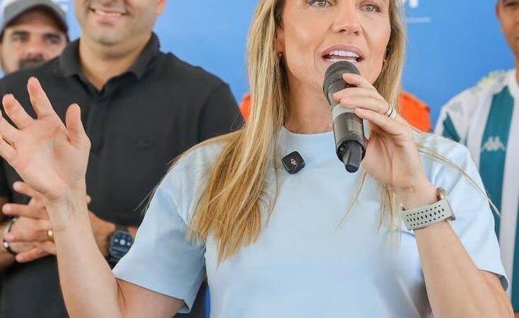 "Unidos Contra o PT: A Busca por uma Nova Liderança"