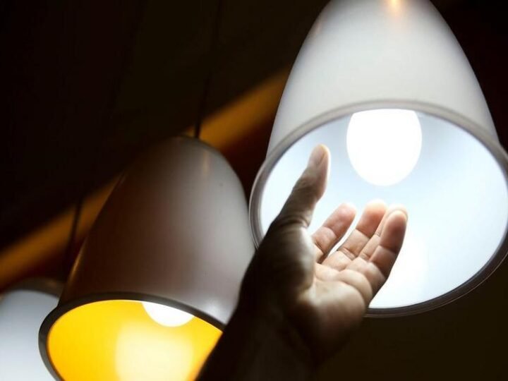 Bandeira tarifária amarela é anunciada para maio, com aumento de R$ 1,885 em cada 100 kWh consumidos